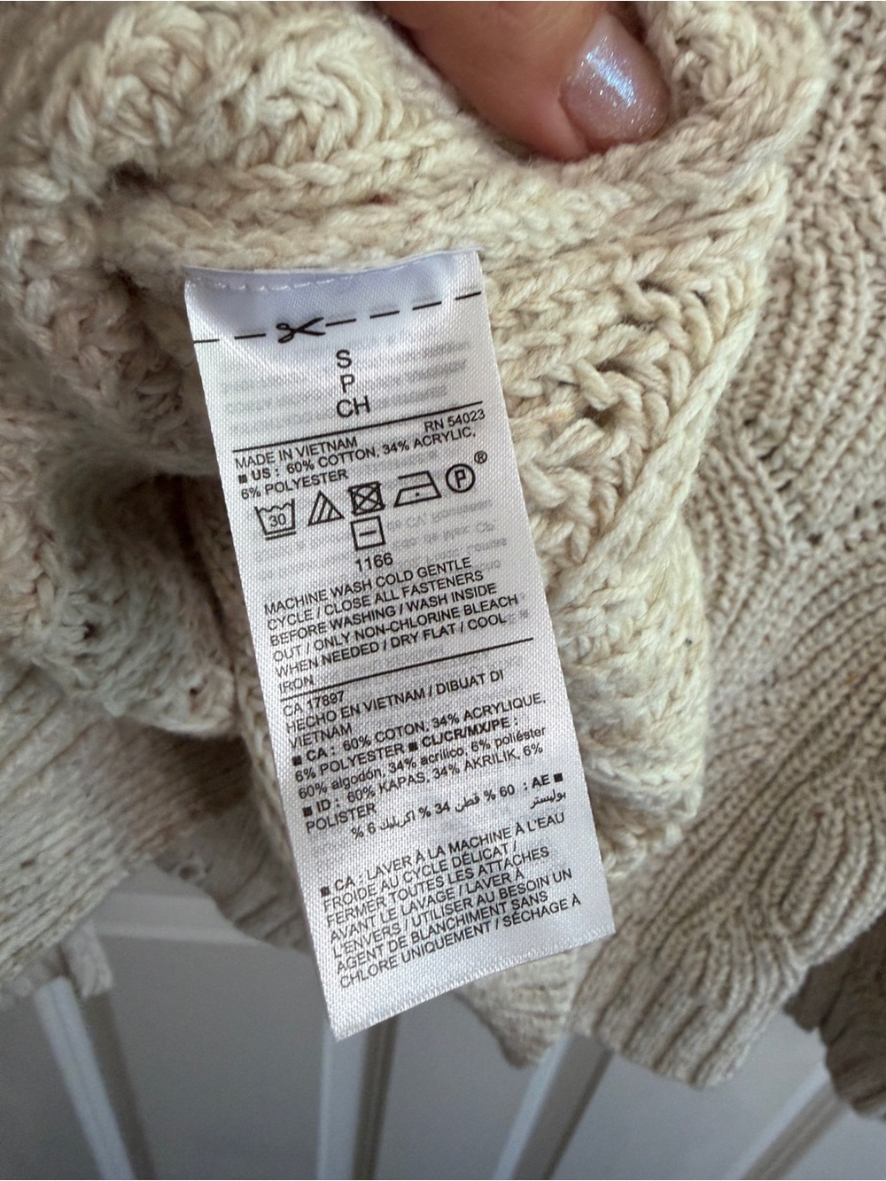 Like new Old Navy size S Cream Openwork Cotton Blend Cardigan. Soft. Gorgeous! - Picture 7 of 10
